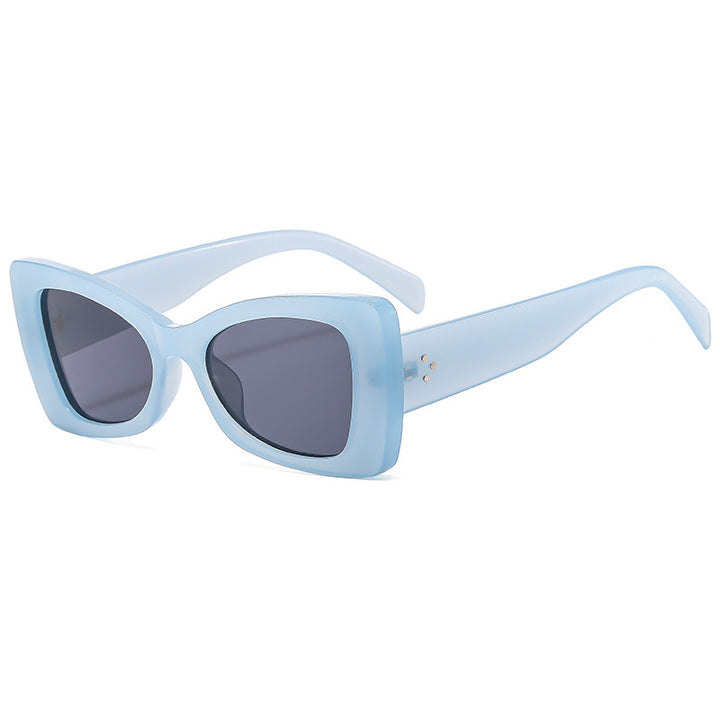 Ladies Cat-Eye Sunglasses in Elegant Design Bowlift