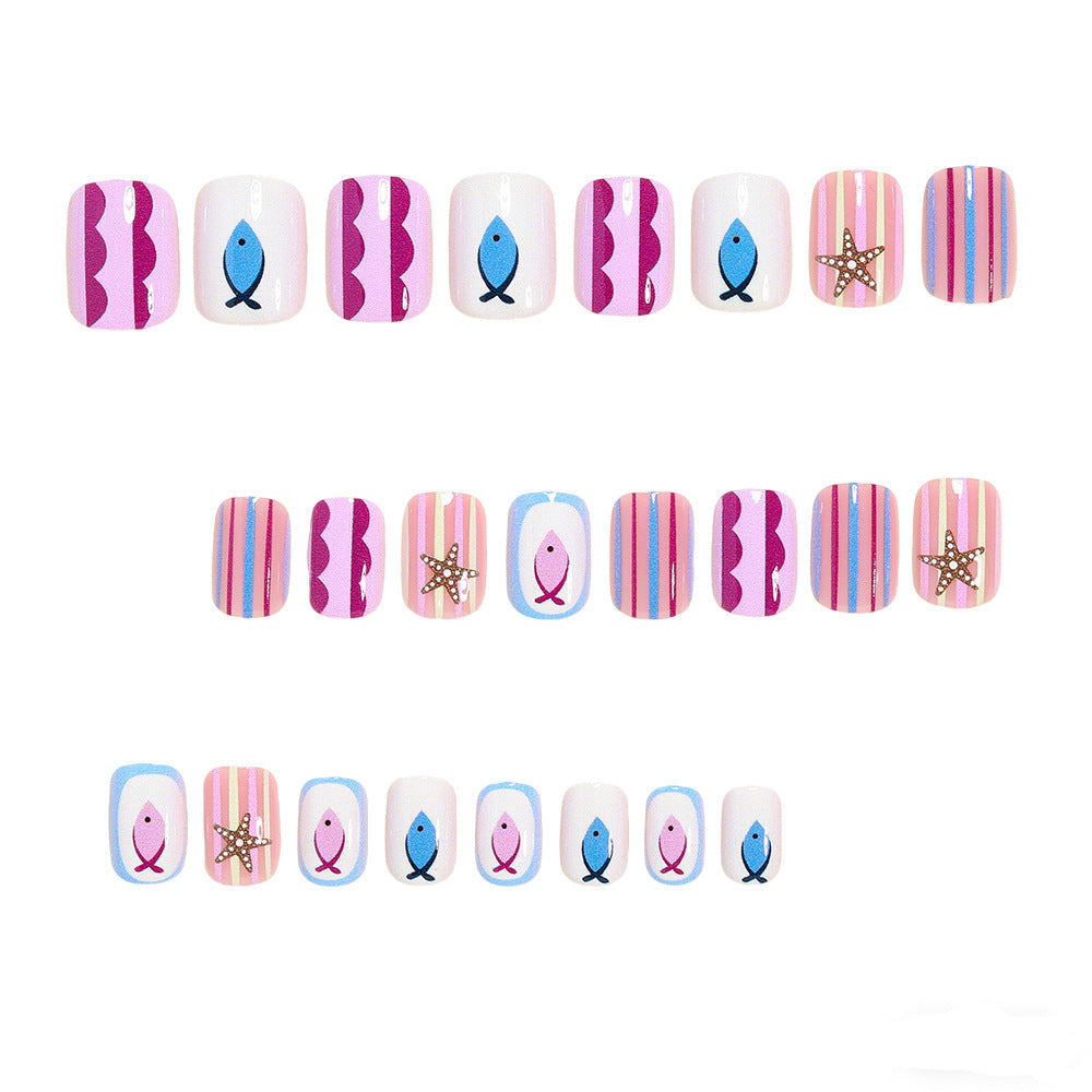 Nautical-Themed Press-On Nail Art Bowlift