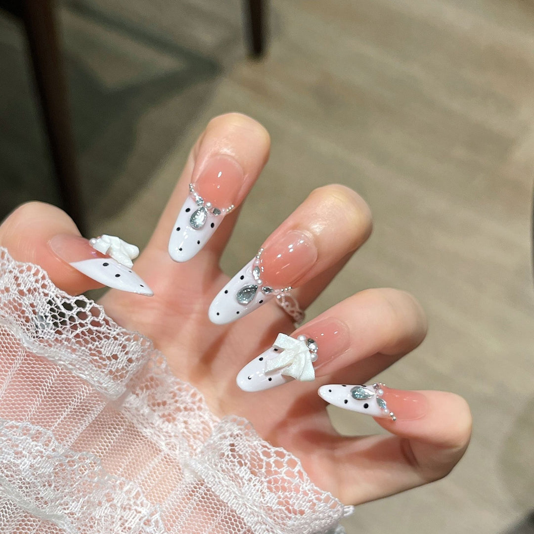 Elegant Press-On Nail Art Bowlift