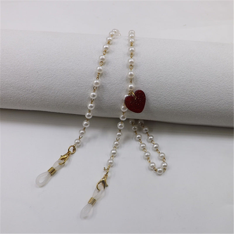 Pearl necklace with heart pendant Bowlift