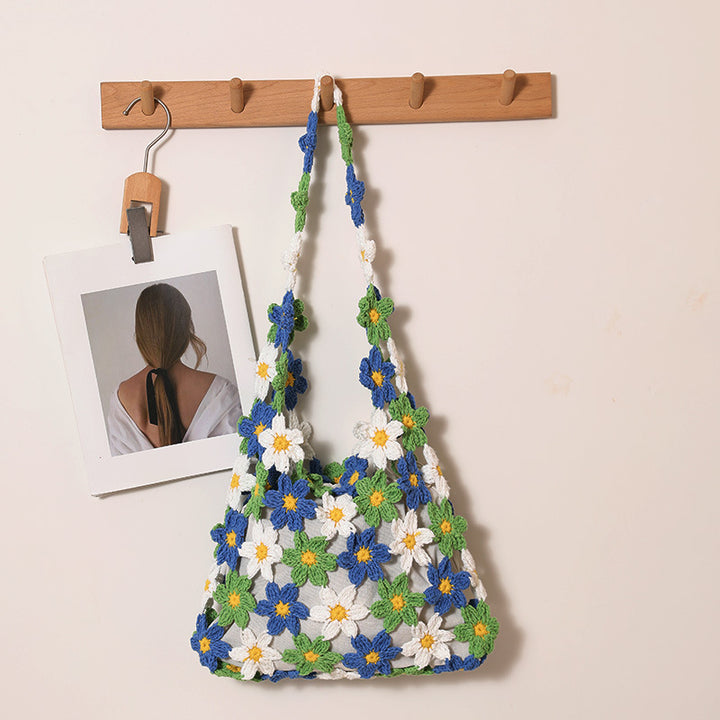 Crocheted flower bag Bowlift