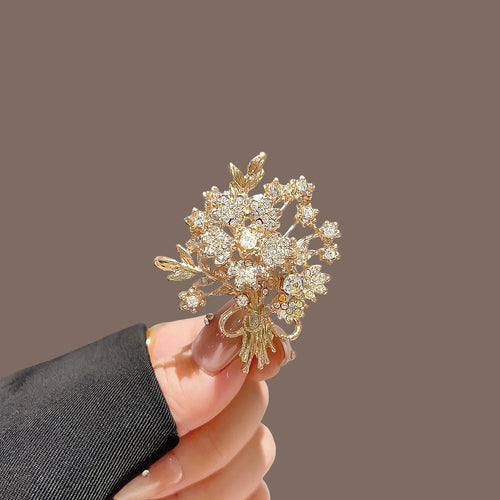 Elegant and Sparkling Brooch Bowlift