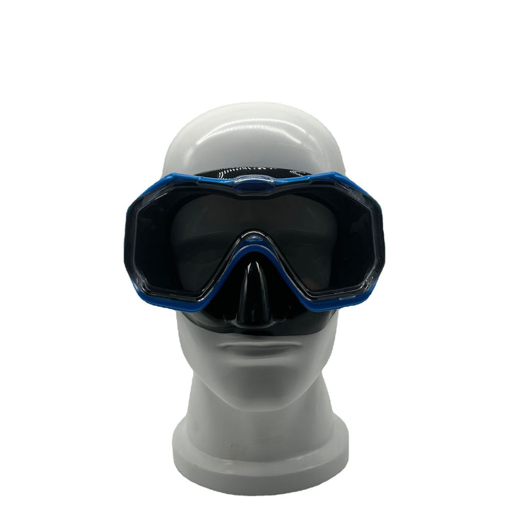 Diving mask with wide field of vision and anti-fog technology Bowlift
