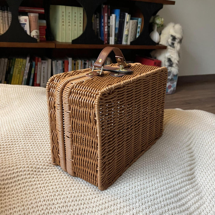 Women's Storage Basket Bowlift
