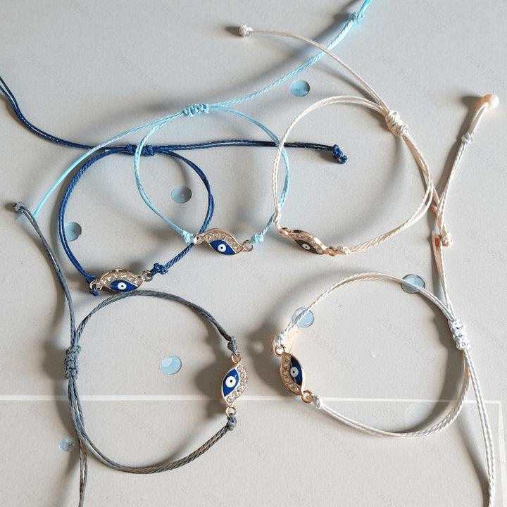 Eye-Catching Adjustable Bracelet Bowlift
