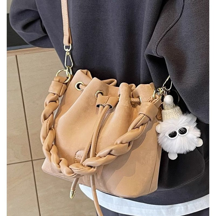 Stylish Crocheted Shoulder Bag Bowlift