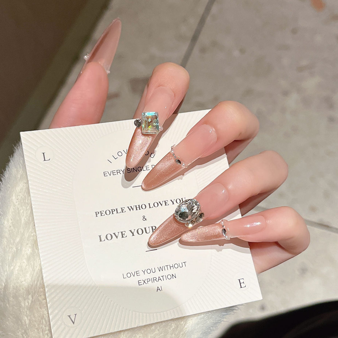 Artistic Press-On Nail Set Bowlift