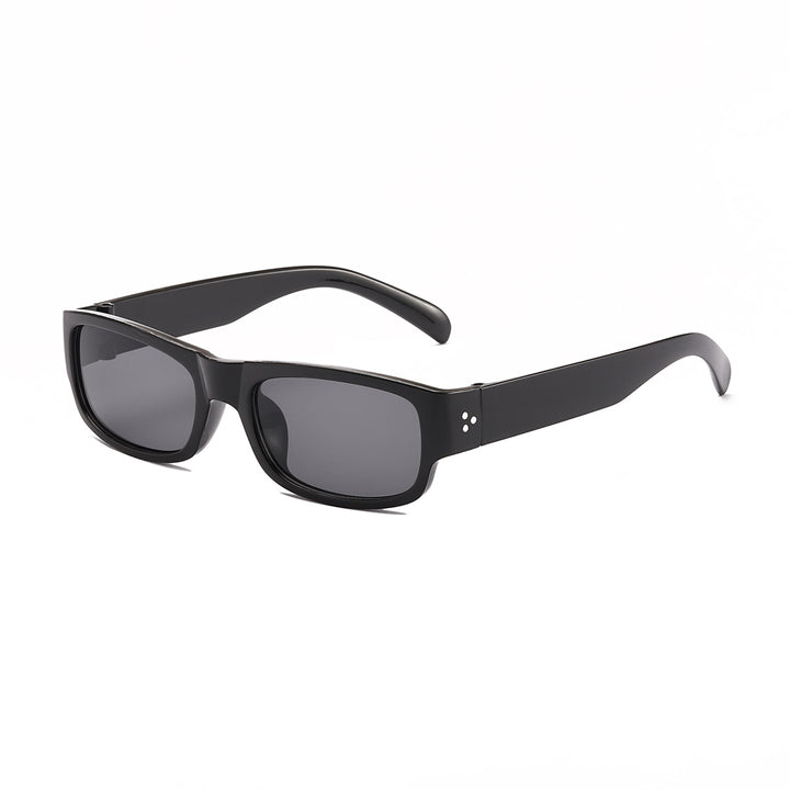 Ladies elegant sunglasses with modern frame Bowlift