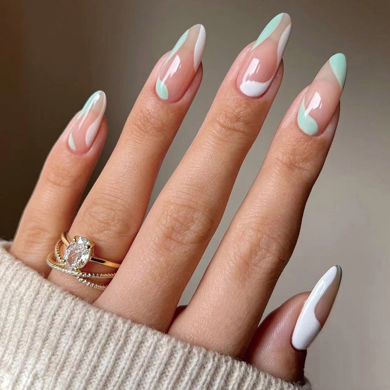 Artificial nail extensions with stylish design Bowlift