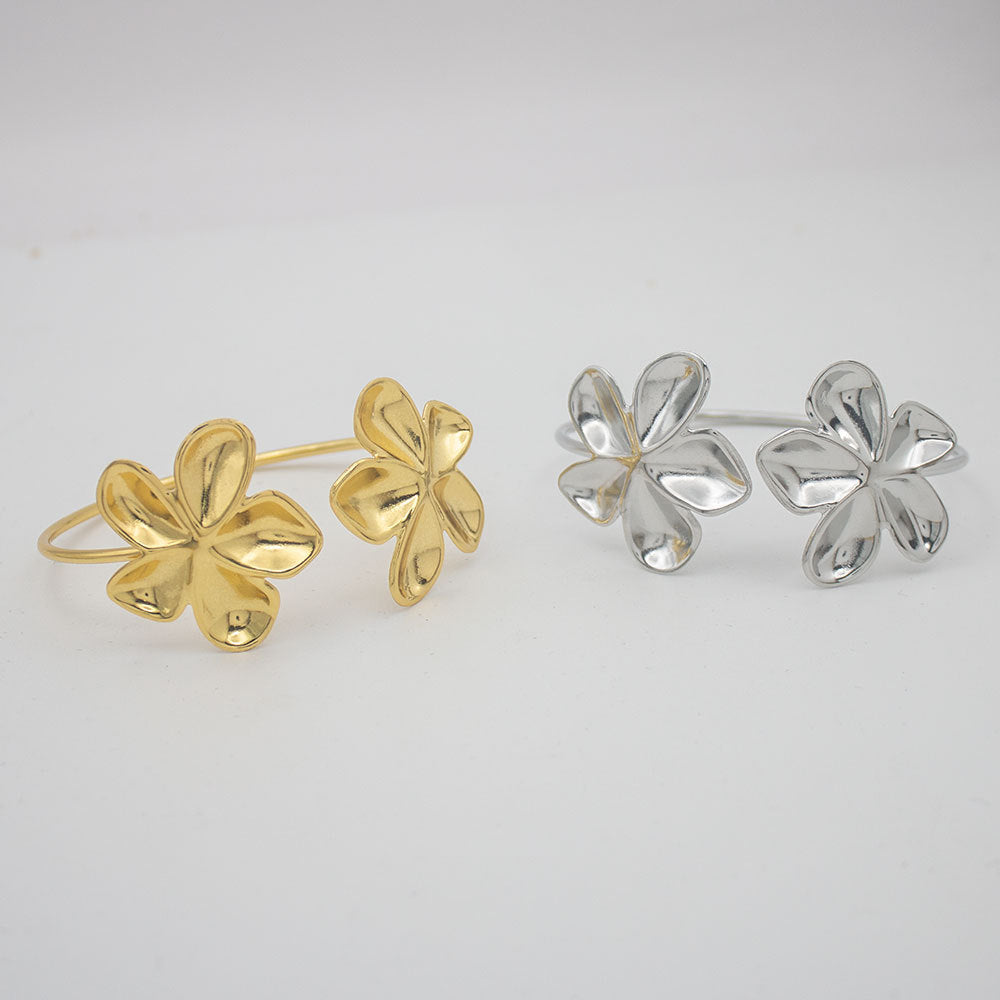 Elegant Flower Cuff Bracelet Bowlift