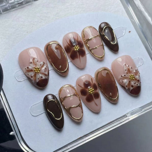 Artistic Floral Nail Art Press-On Set Bowlift