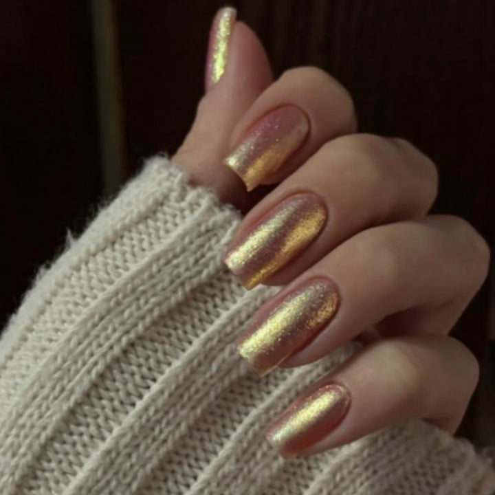 Glossy Reflective Press-On Nail Set Bowlift