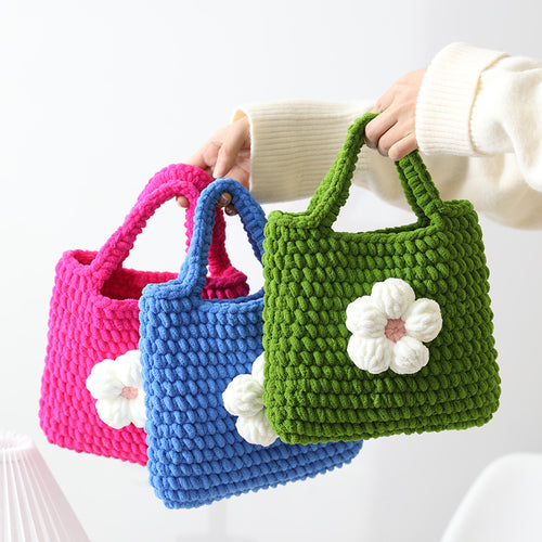 Handcrafted cotton bag with floral application Bowlift