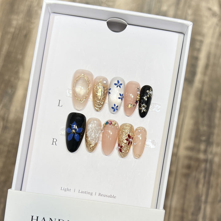 Elegant Floral Press-On Nail Set Bowlift