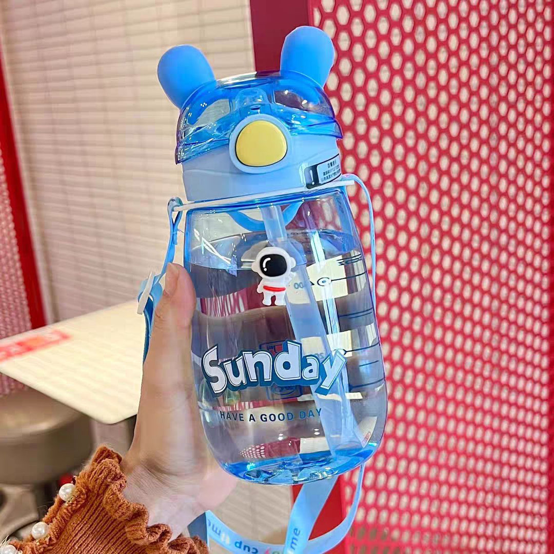 Ladies Animal-Friendly Water Bottle with Practical Straw Bowlift