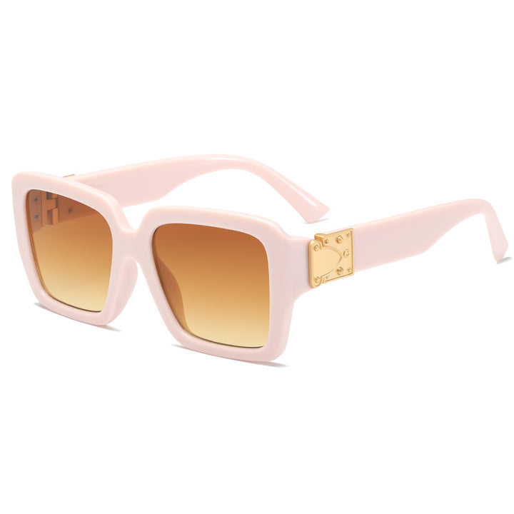 Women's oversized fashionable sunglasses with luxurious metal accents Bowlift