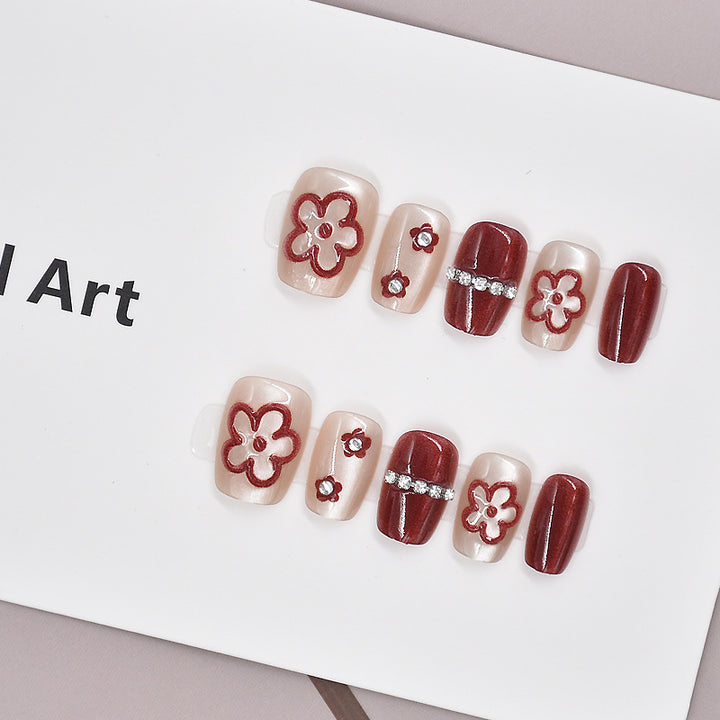 Floral Decorative Press-On Nail Set Bowlift