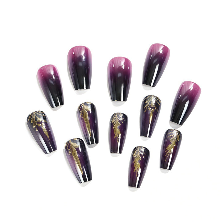 Artificial nails in elegant ombré design with gold accents Bowlift