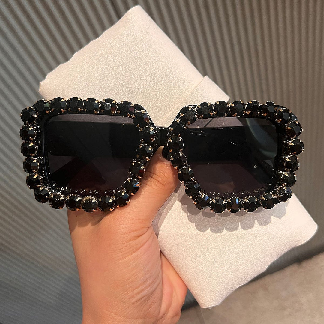 Ladies' sunglasses with sparkling crystal frame Bowlift