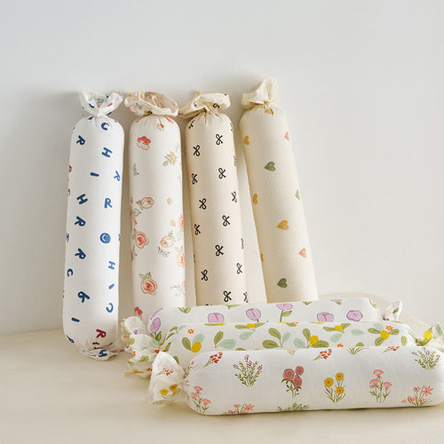 Neck support roll with loving heart design Bowlift