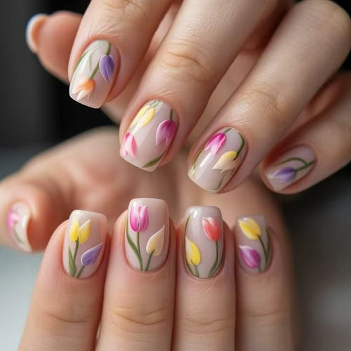 Elegant Floral Nail Art Bowlift