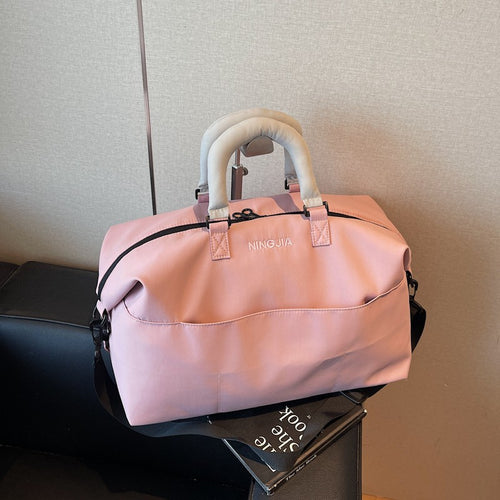 Practical Weekend Bag Bowlift