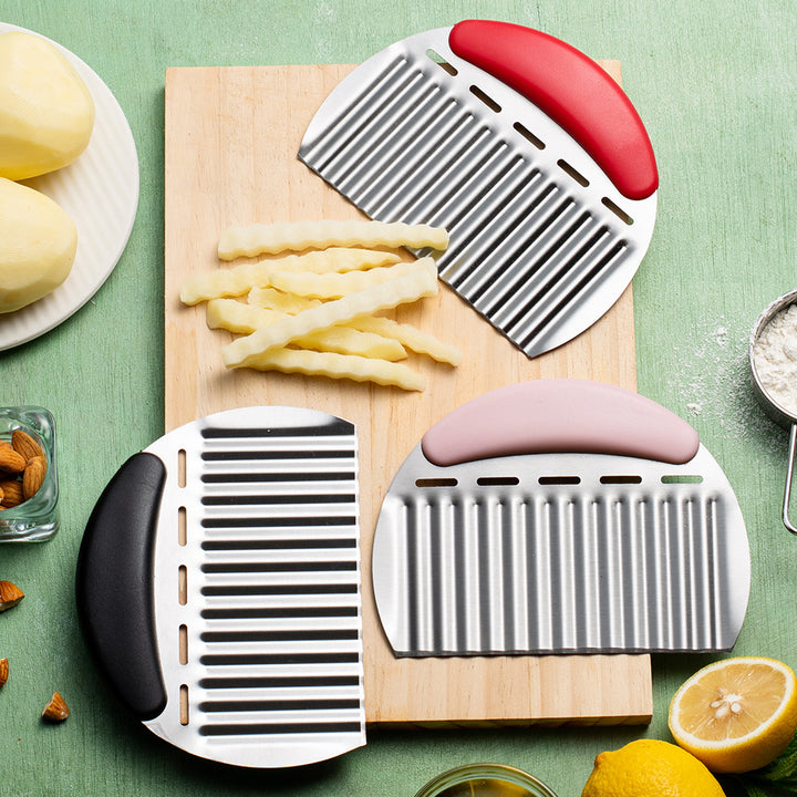 High-quality dough cutter with ergonomic handle Bowlift