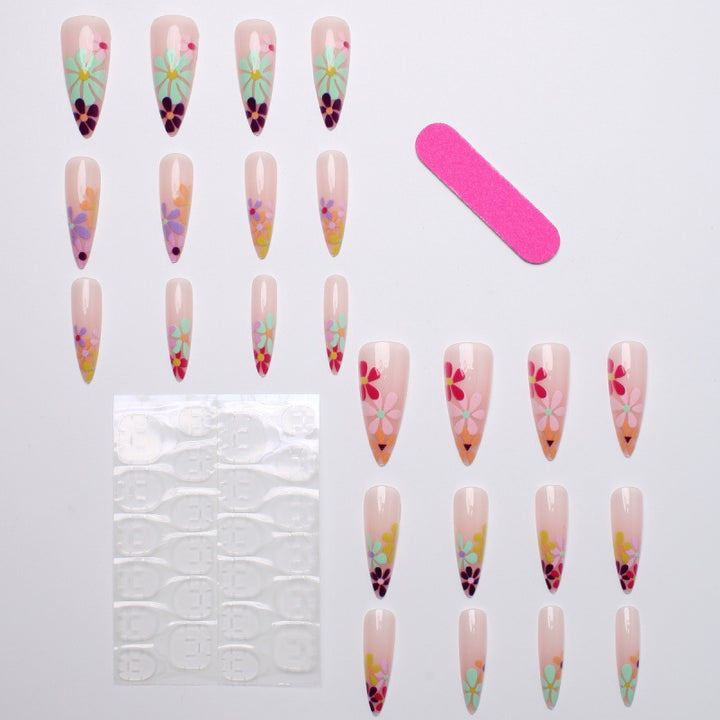 Nail art with floral patterns Bowlift