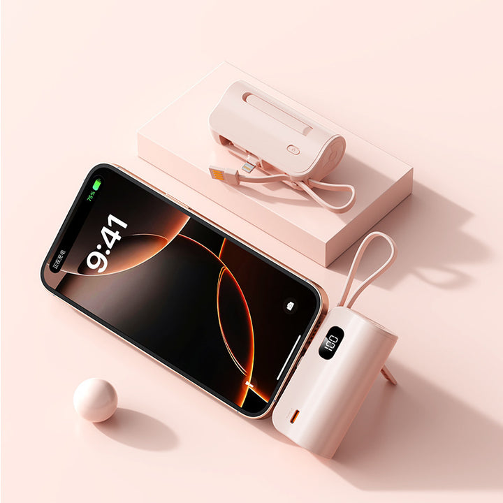 Portable chargers with USB-C and Lightning connection Bowlift
