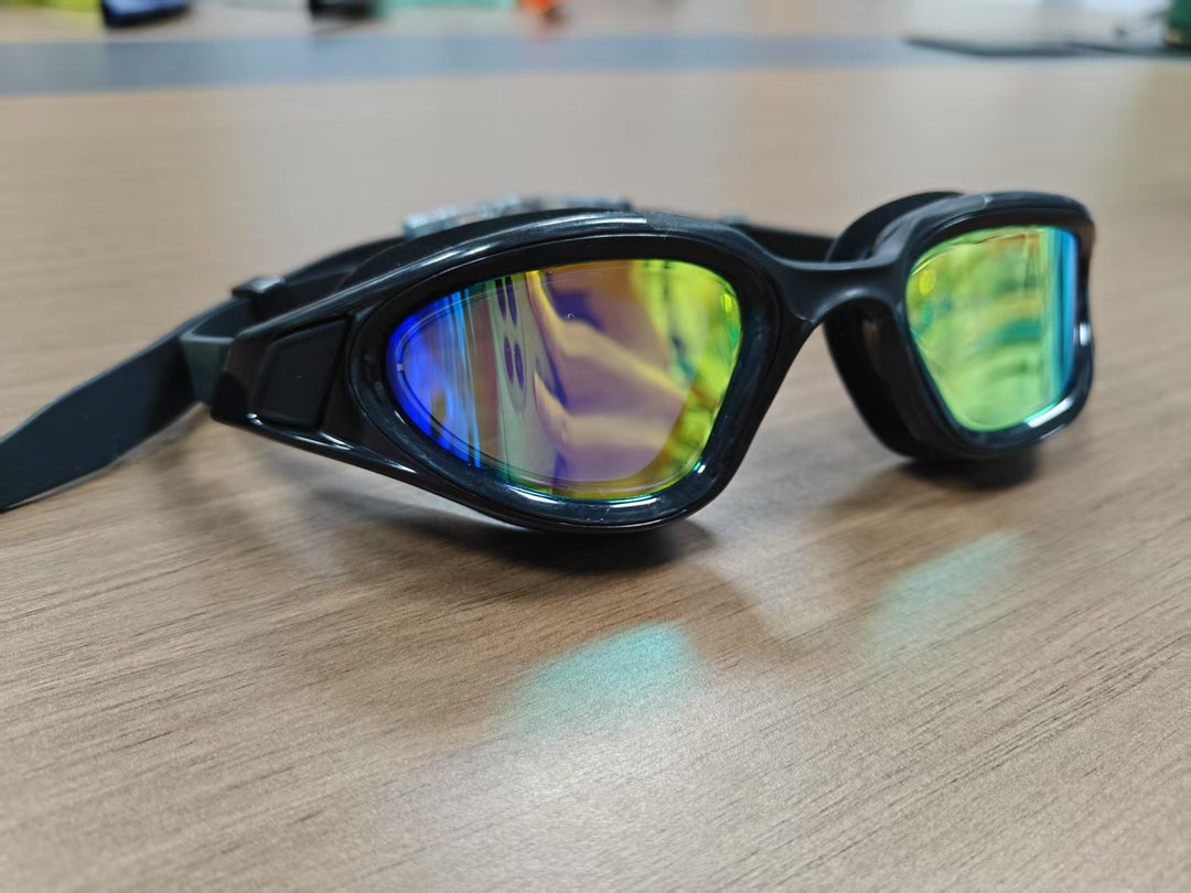 Swimming goggles Bowlift