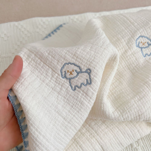 Unisex cuddly muslin blanket with cute animal design Bowlift
