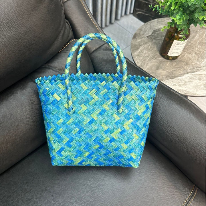 Handcrafted straw bag Bowlift