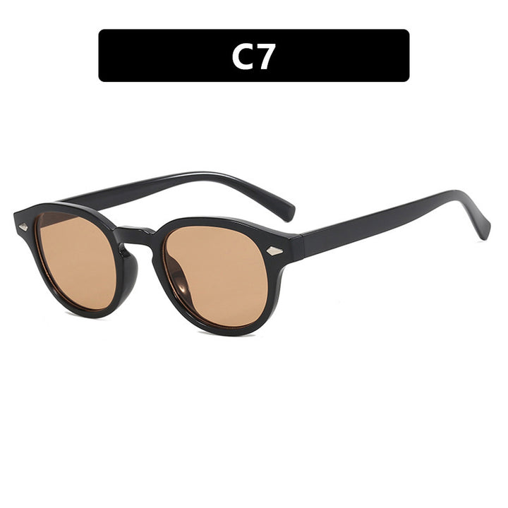 Ladies fashionable sunglasses in elegant style Bowlift