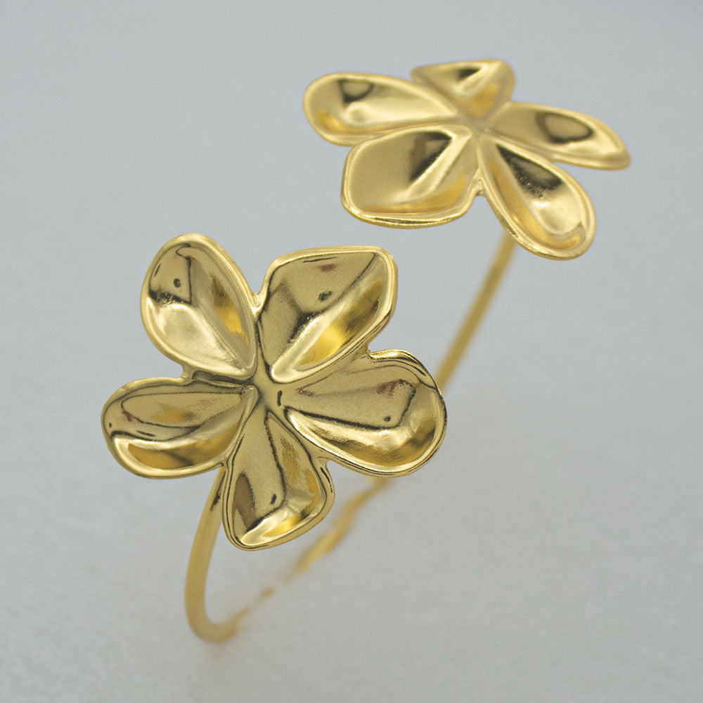 Elegant Flower Cuff Bracelet Bowlift