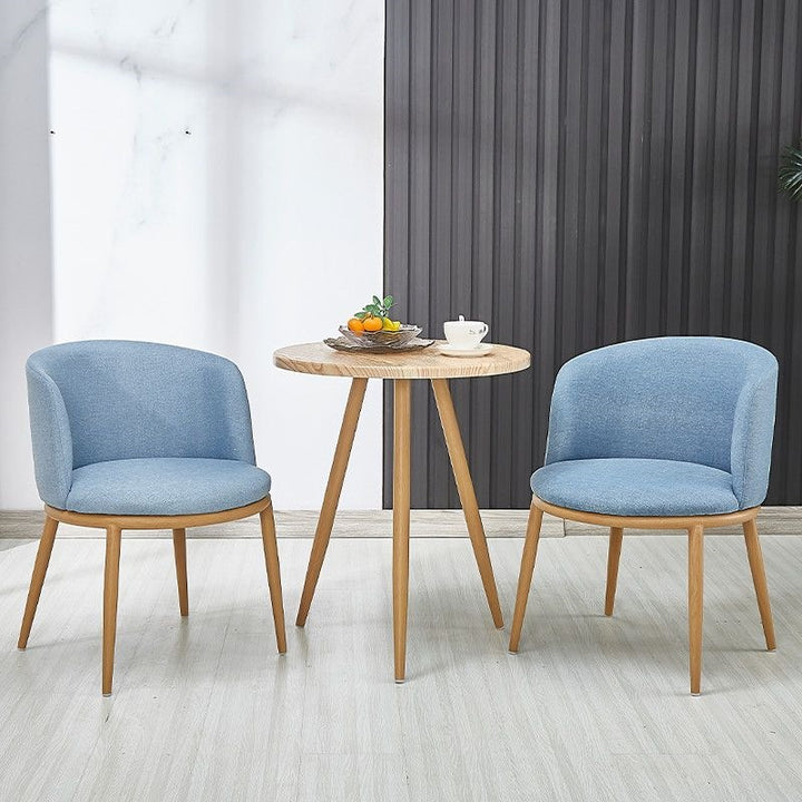 Polster chair with modern curves and comfortable seating surface Bowlift