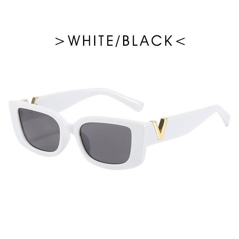 Ladies fashionable sunglasses in clear design Bowlift