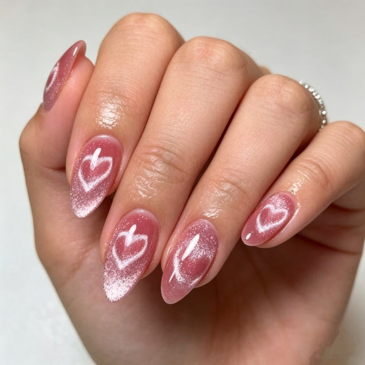 Heart-Designed Press-On Nails Bowlift