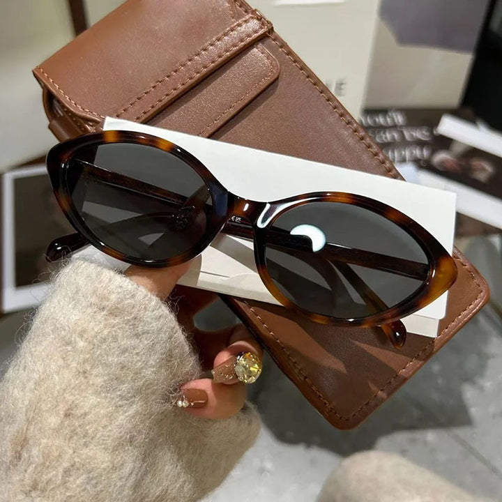 Women's Cat-Eye Sunglasses with stylish design and protective UV filter Bowlift
