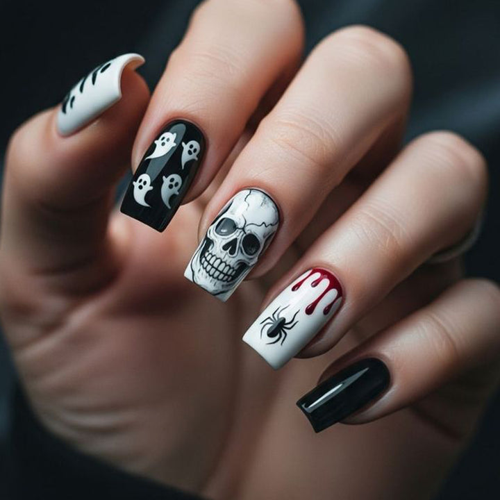 Halloween-Themed Spooky Nail Art Set Bowlift
