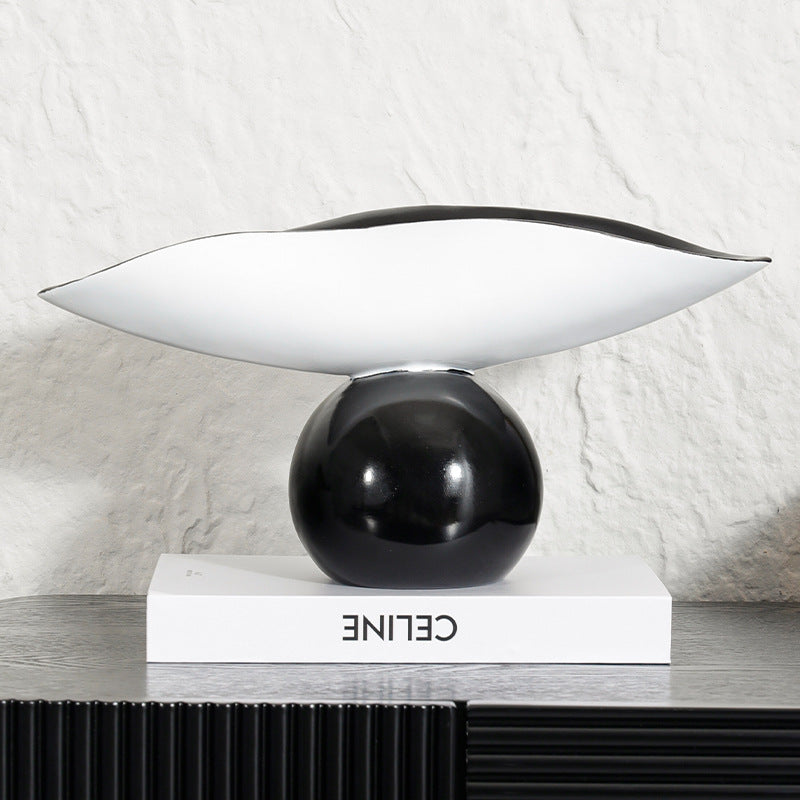 Modern Minimalist Decorative Centerpiece