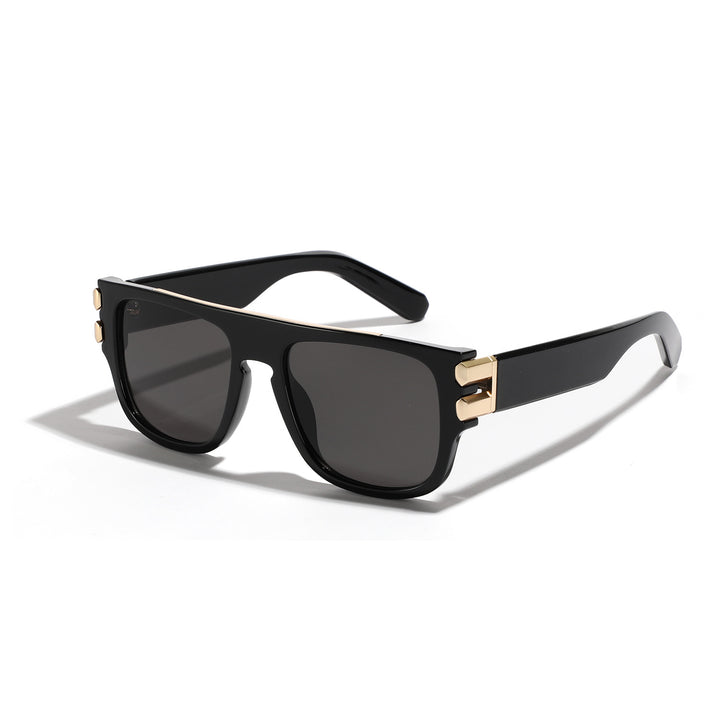 Ladies trendy oversized sunglasses with striking design Bowlift