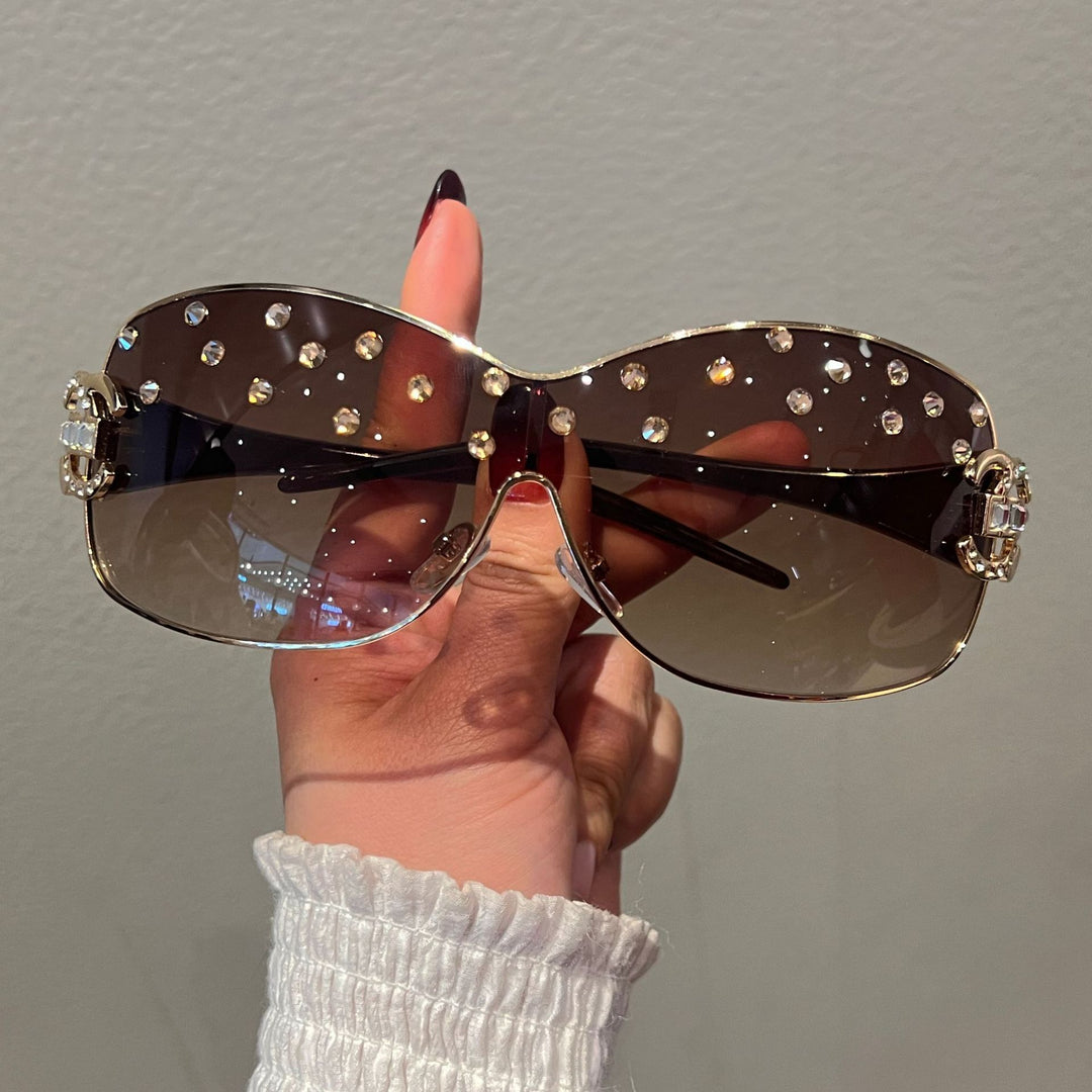 Ladies fashionable sunglasses Bowlift