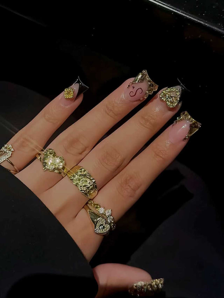 Luxury Rhinestone Nail Enhancements Bowlift