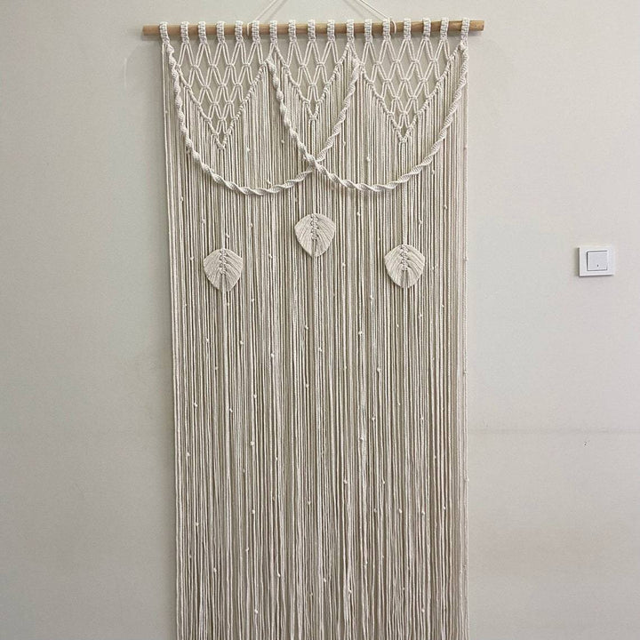 Macrame Leaf Motif Wall Hanging Bowlift