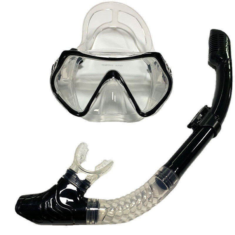 Snorkel mask with secure and comfortable mouthpiece Bowlift