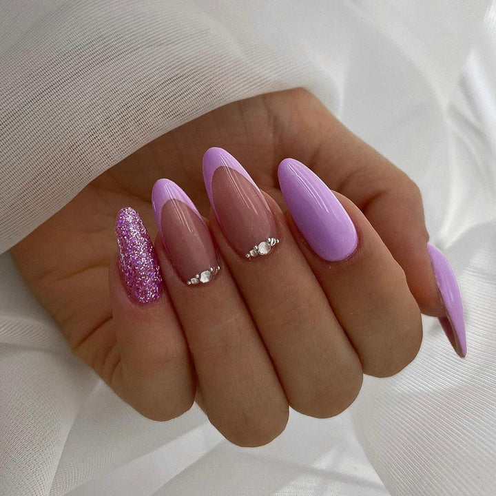 Artful Nail Art with Glitter and Ombre Effects Bowlift
