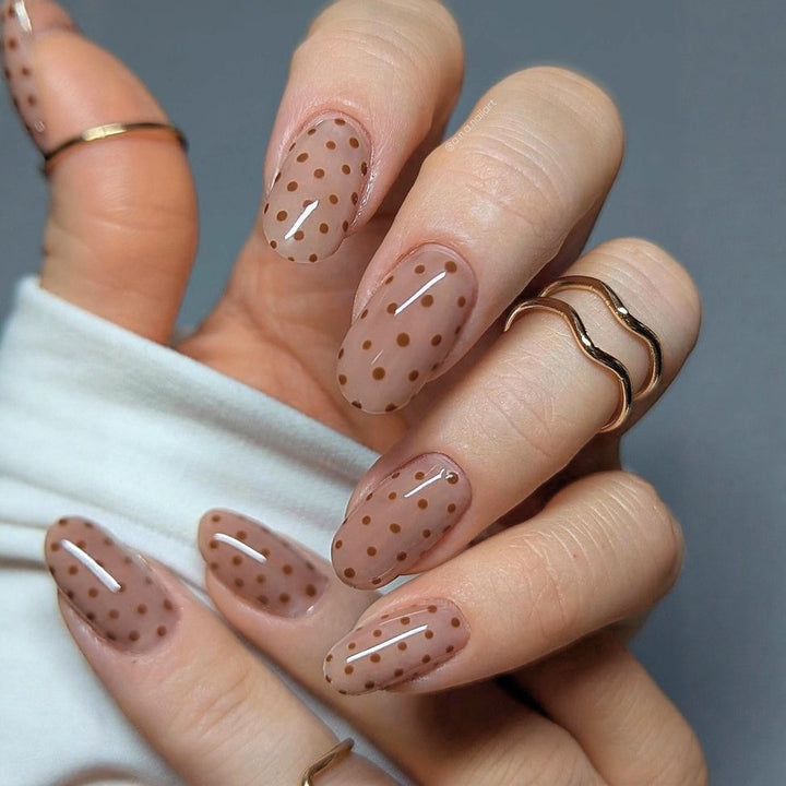 Artificial nails with exclusive spring design Bowlift