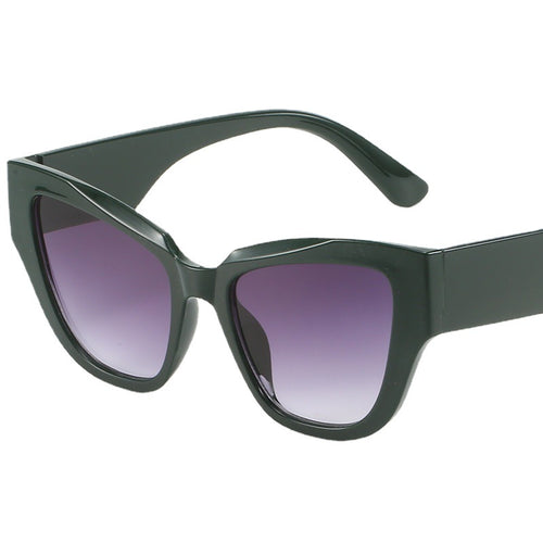 Women's Cat Eye Sunglasses with extravagant Leopard Print Bowlift
