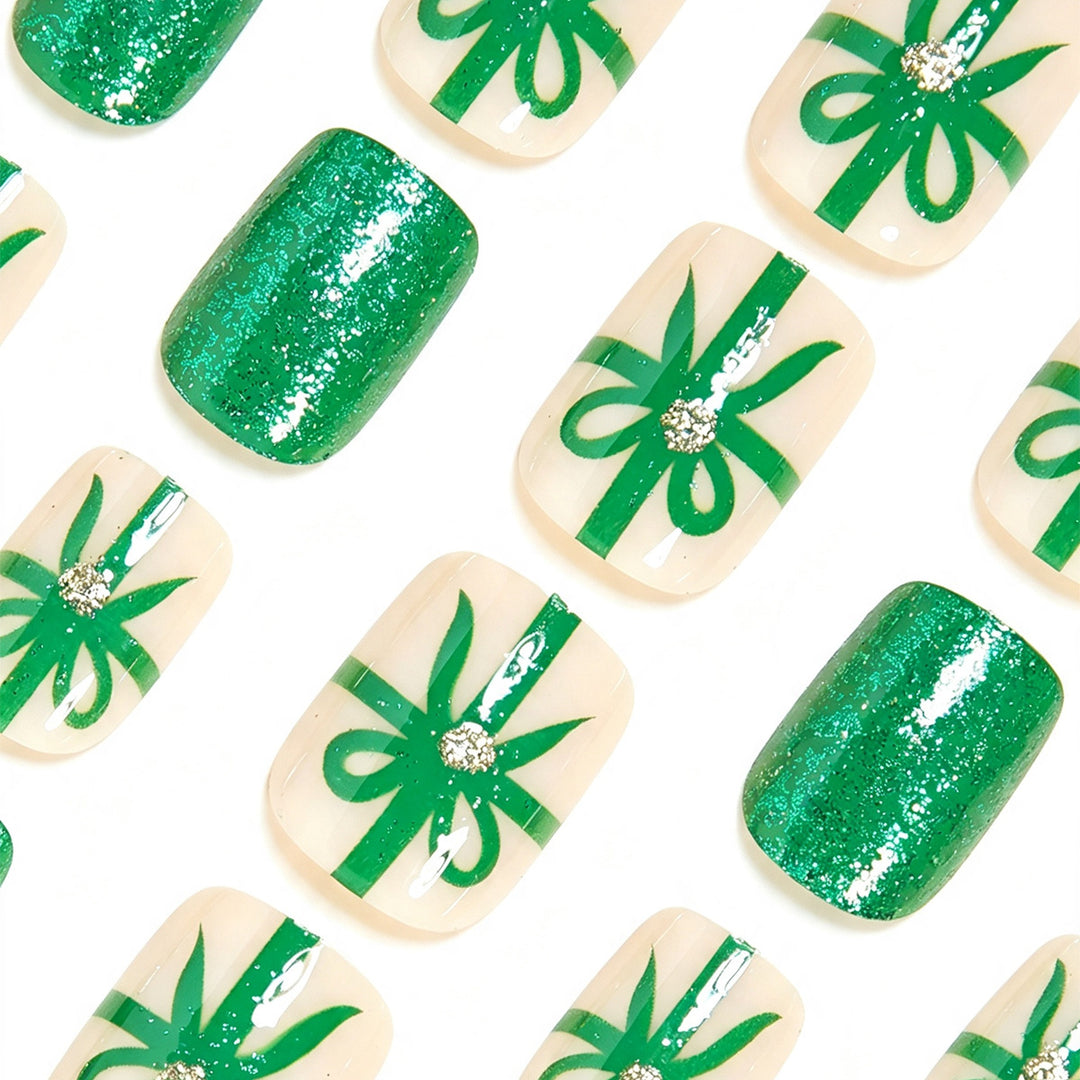 Festive Holiday-Themed Press-On Nail Art Set Bowlift