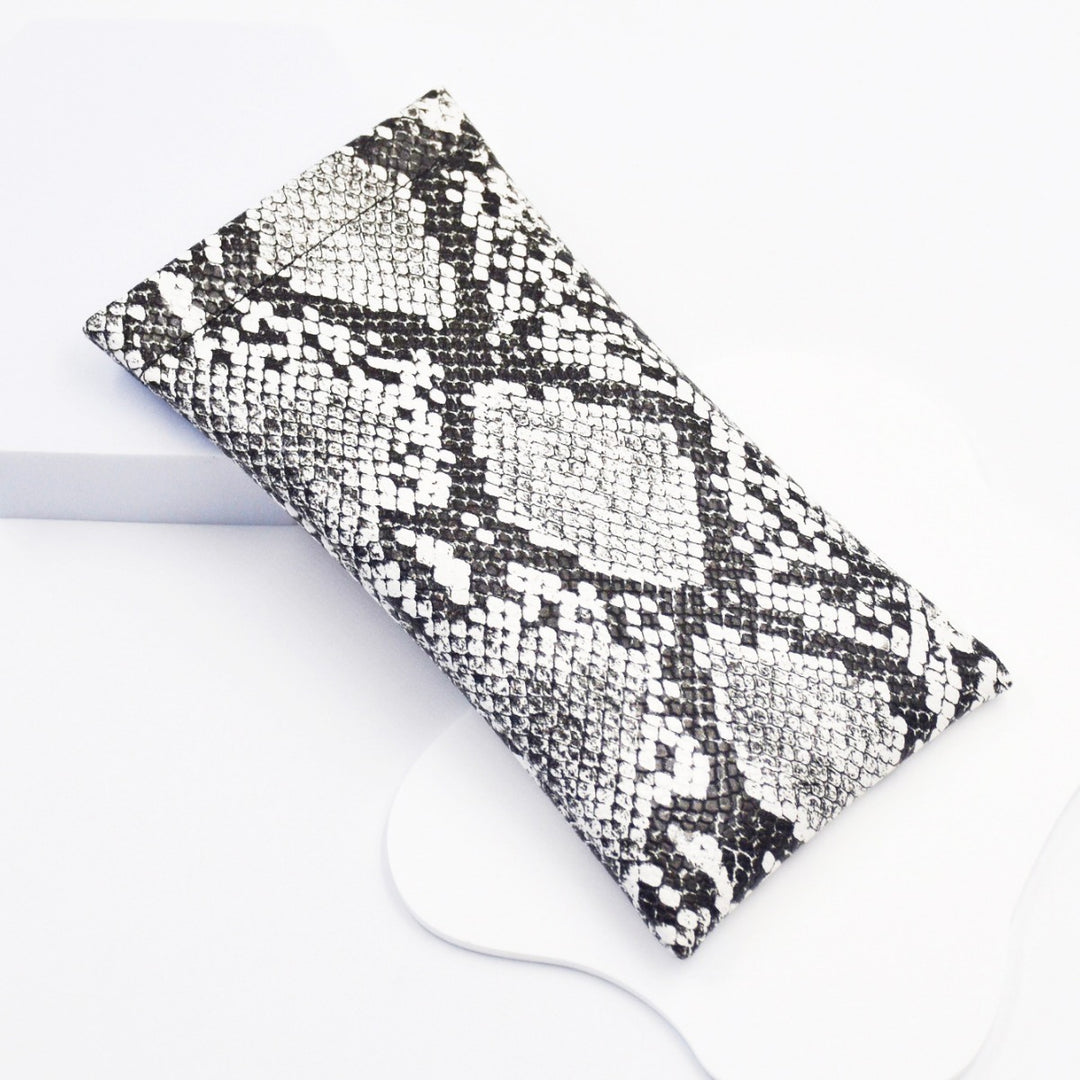 Stylish Snake Print Eyewear Case Bowlift